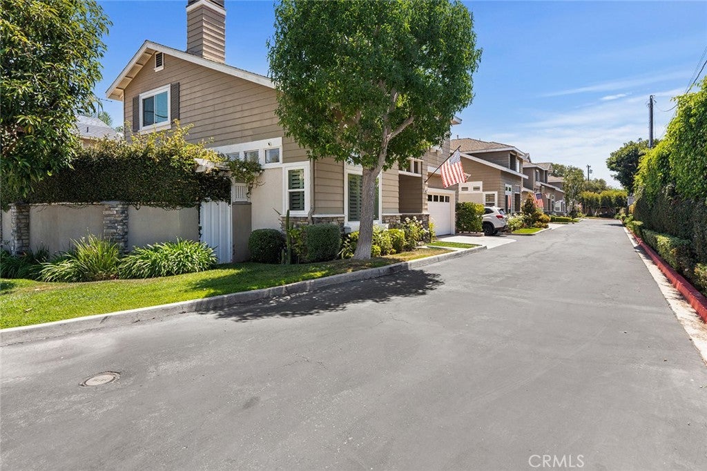 302 Turtle Bay Ln