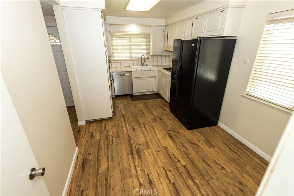 26801 Circle Of The Oaks