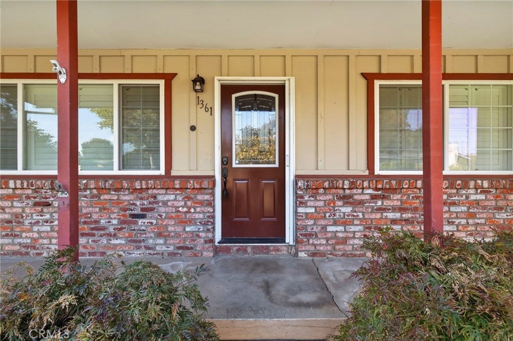 1361 Arlington Drive