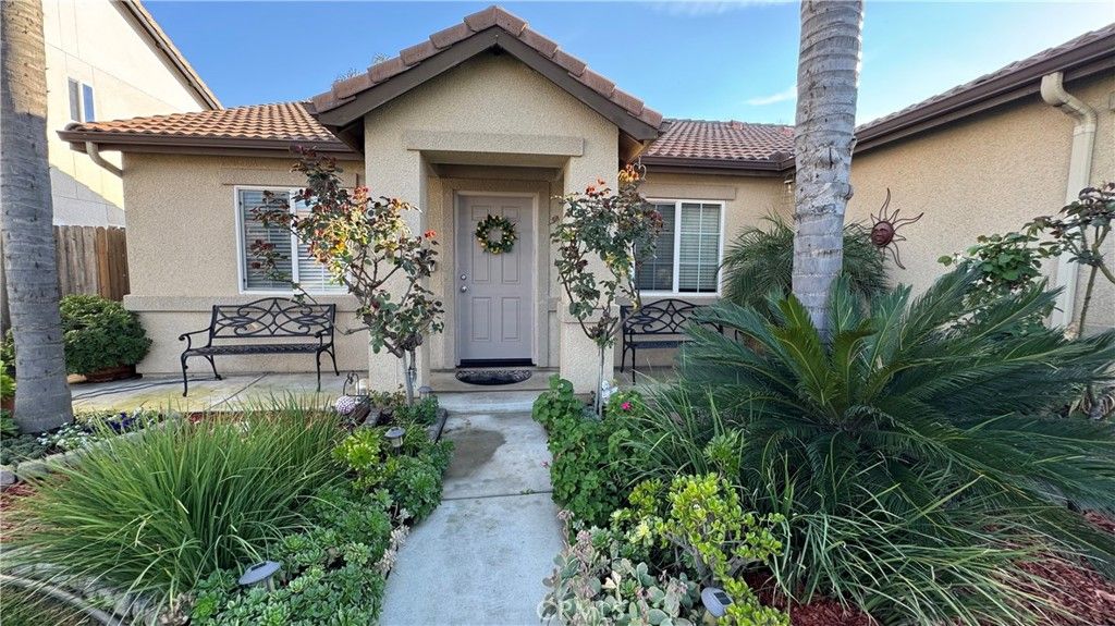 Photo of 2622 Casa Serena Dr Dr, Delano, CA 93215 (MLS # DW26047361)