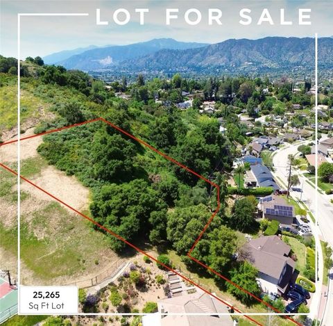 Photo of 831 Hunters Trail, Glendora, CA 91740 (MLS # CV26052971)