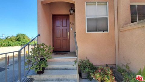 Photo of 7320 Balboa Boulevard #123, Van Nuys, CA 91406 (MLS # 26812089)