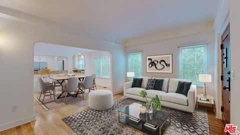 Photo of 1011 N La Jolla Avenue, Los Angeles, CA 90046 (MLS # 26864443)