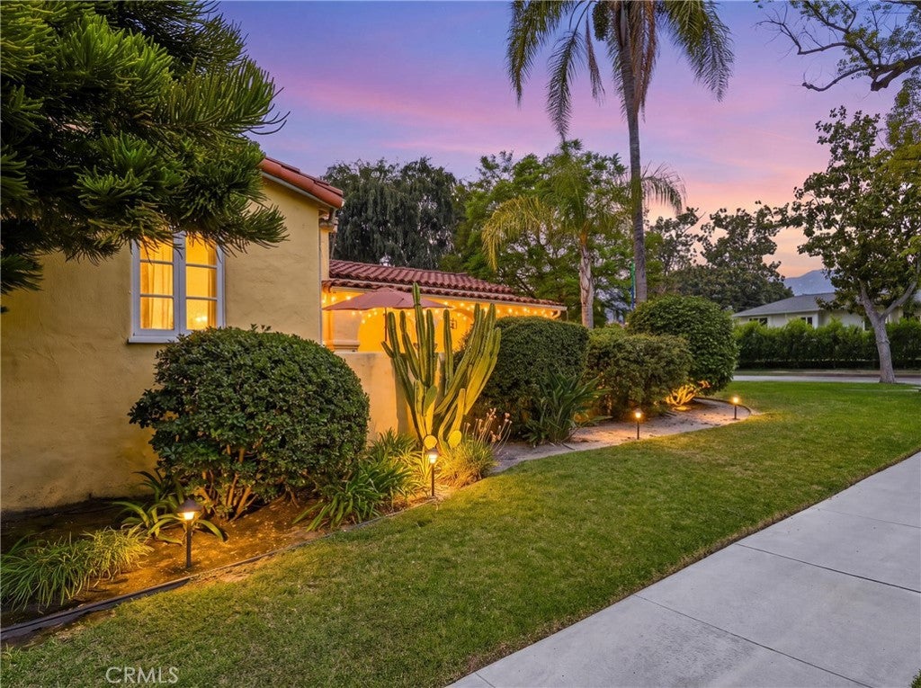 1102 Olmsted Drive