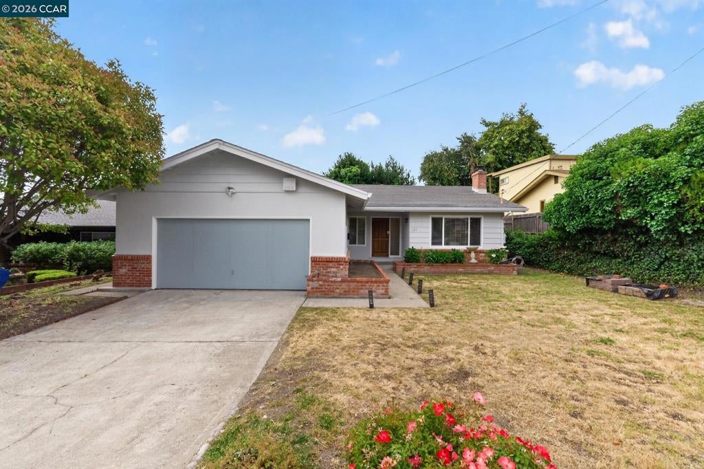 1325 Belfair Dr DR