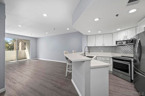 Photo of 640 Camino De La Reina #1206, San Diego, CA 92108 (MLS # 260004387SD)