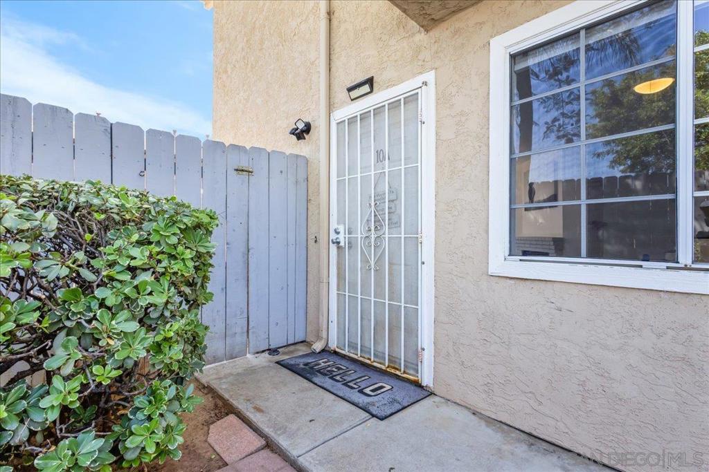 1465 E Lexington Ave 10A