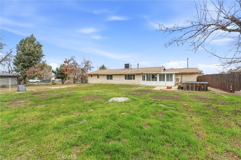 10312 Hawthorne Avenue