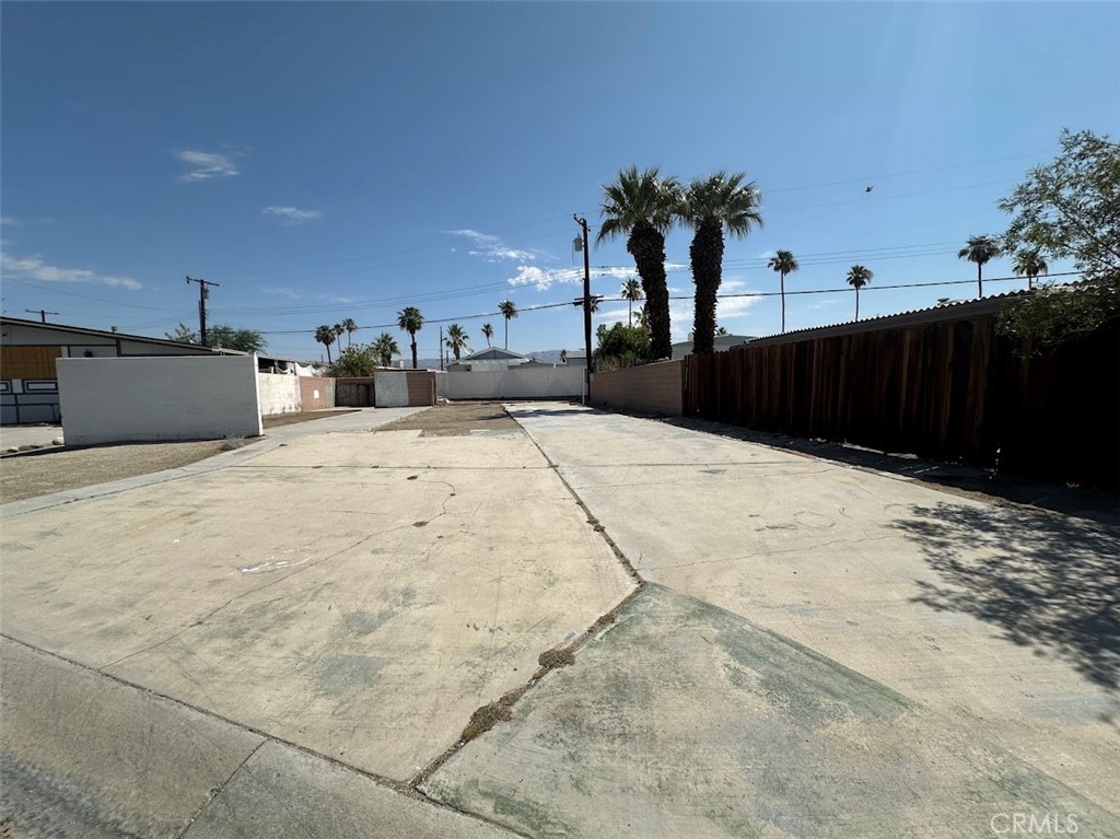 Tri Palm Estates (32005) - Land