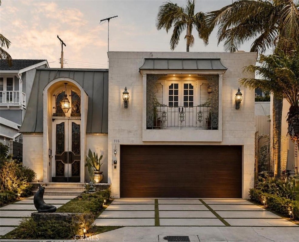 7916 W 80th Street, Los Angeles CA 90293