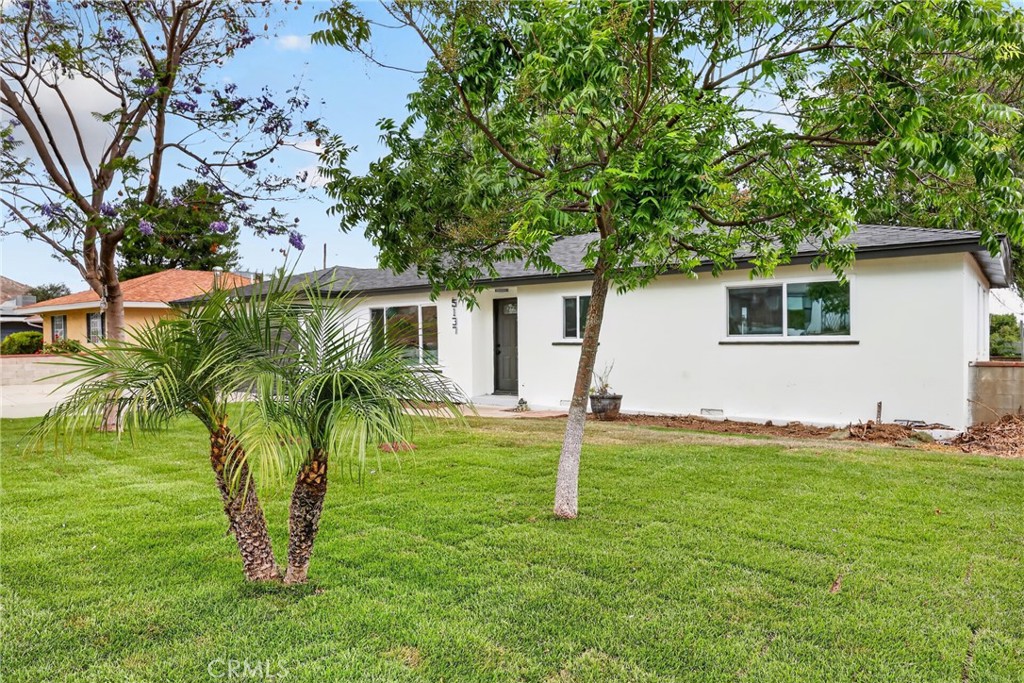 5137 Peacock Lane