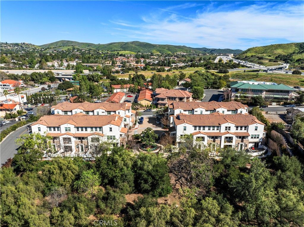 Photo of 83 Jensen Court, Thousand Oaks, CA 91360 (MLS # PW26040196)