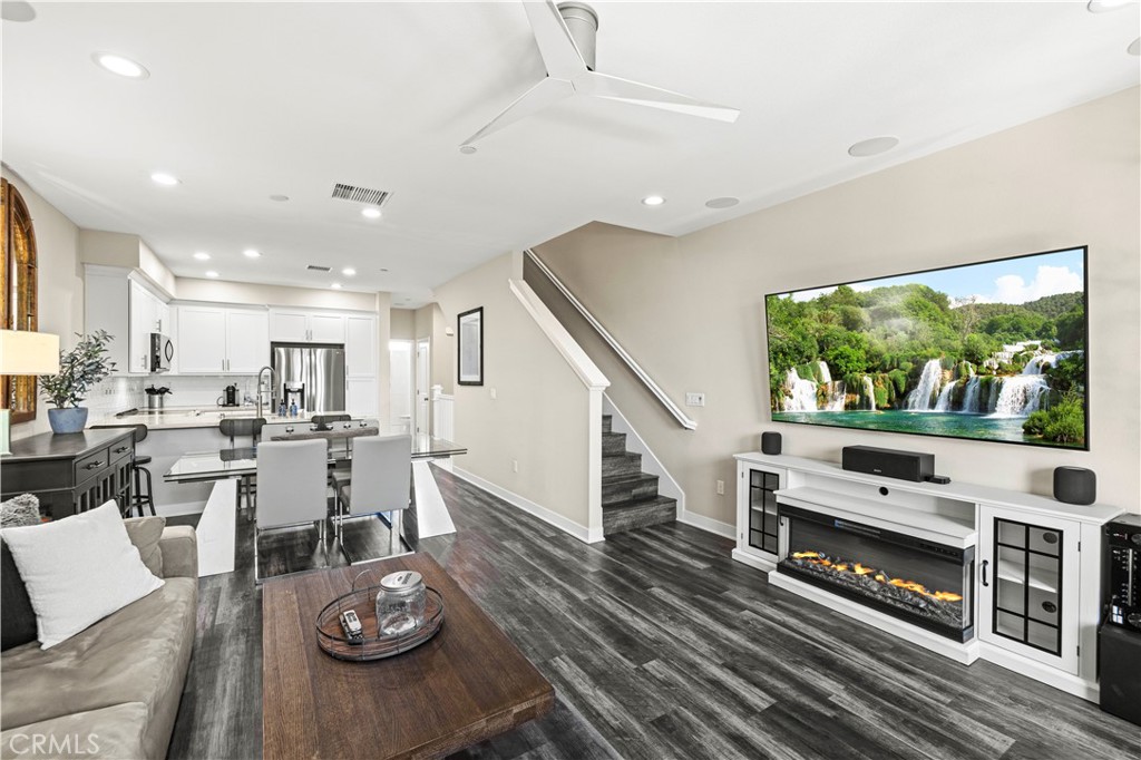 83 Jensen Court