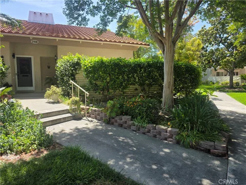 MLS: OC26189426
