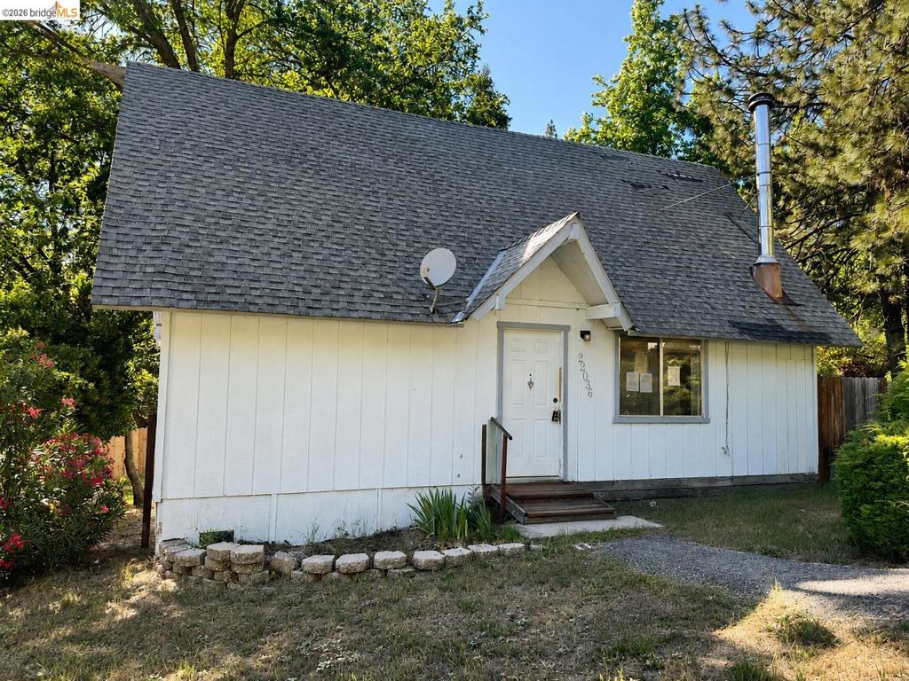22036 Crystal Falls Dr