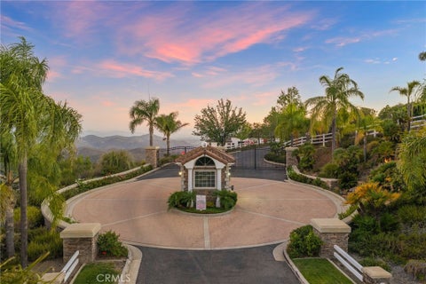 Tiny photo for 44995 Via Renaissance, Temecula, CA 92590 (MLS # SW26198797)