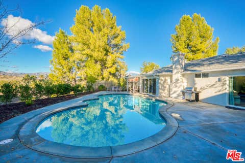 Photo of 8961 Farralone Avenue, West Hills, CA 91304 (MLS # 26872685)