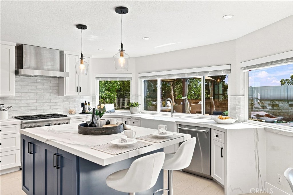 27322 Via Rioja