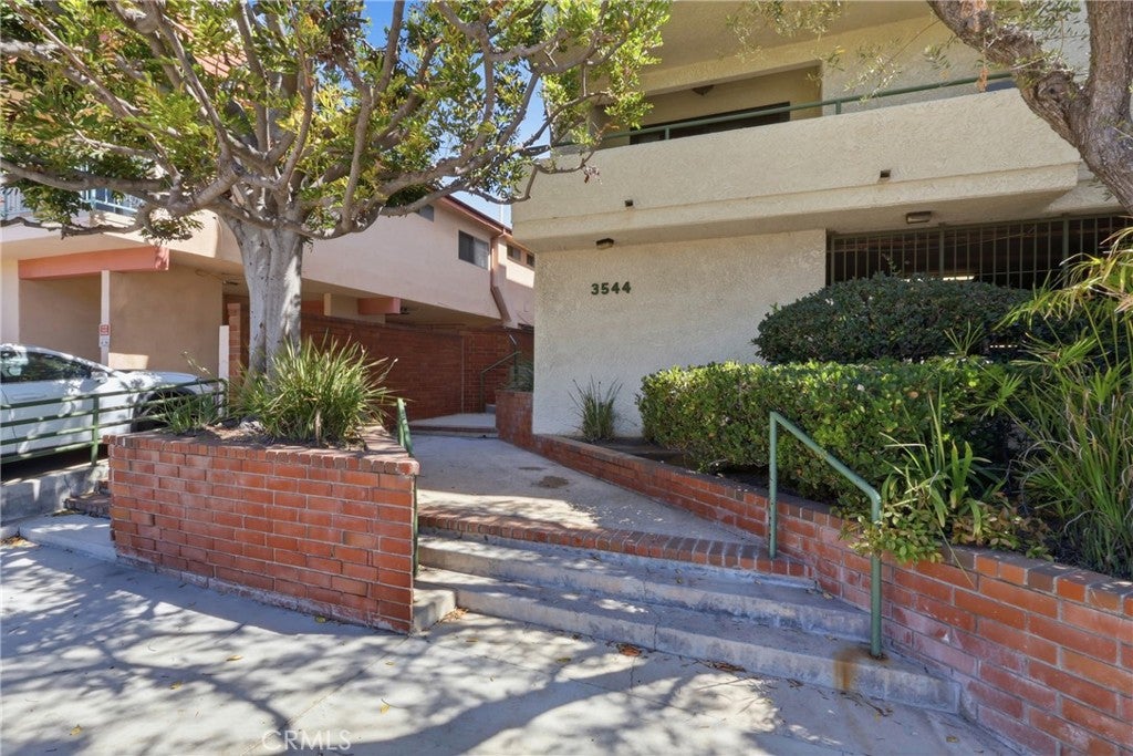 3544 S Centinela 107