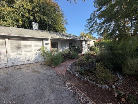Photo of 1110 S Los Robles AVE, Pasadena, CA 91106 (MLS # SB26226129)