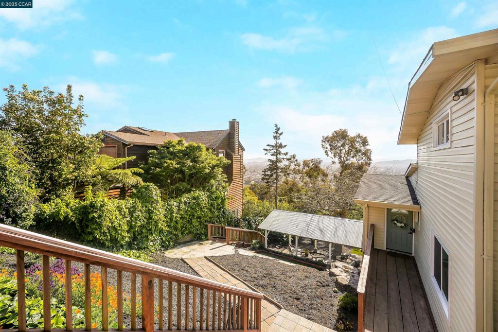 SAN PABLO HILLS! - Residential