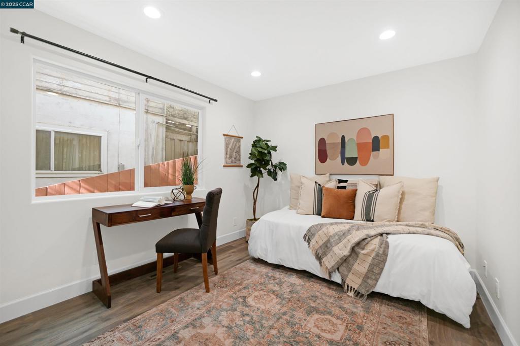 SAN PABLO HILLS! - Residential