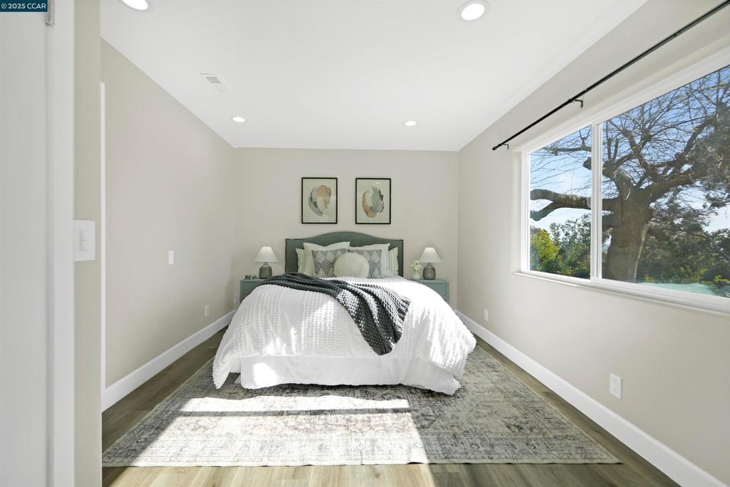 SAN PABLO HILLS! - Residential