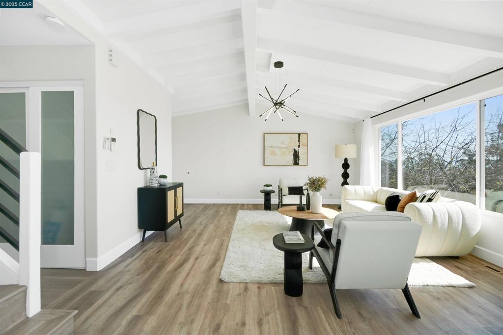 SAN PABLO HILLS! - Residential