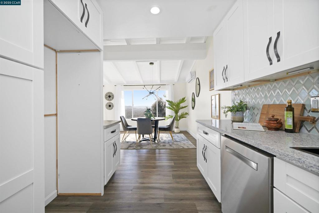 SAN PABLO HILLS! - Residential