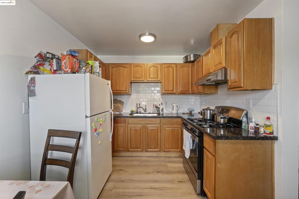 UPPER FRUITVALE - Residential Income