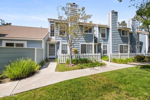 Photo of 345 Jeremiah Drive #E, Simi Valley, CA 93065 (MLS # 226002386)