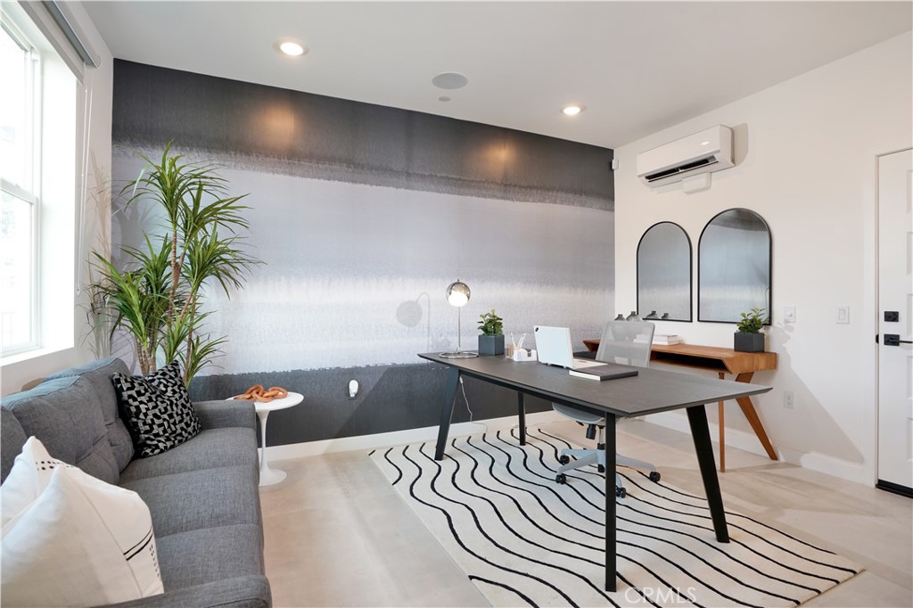 2317 W Broadway