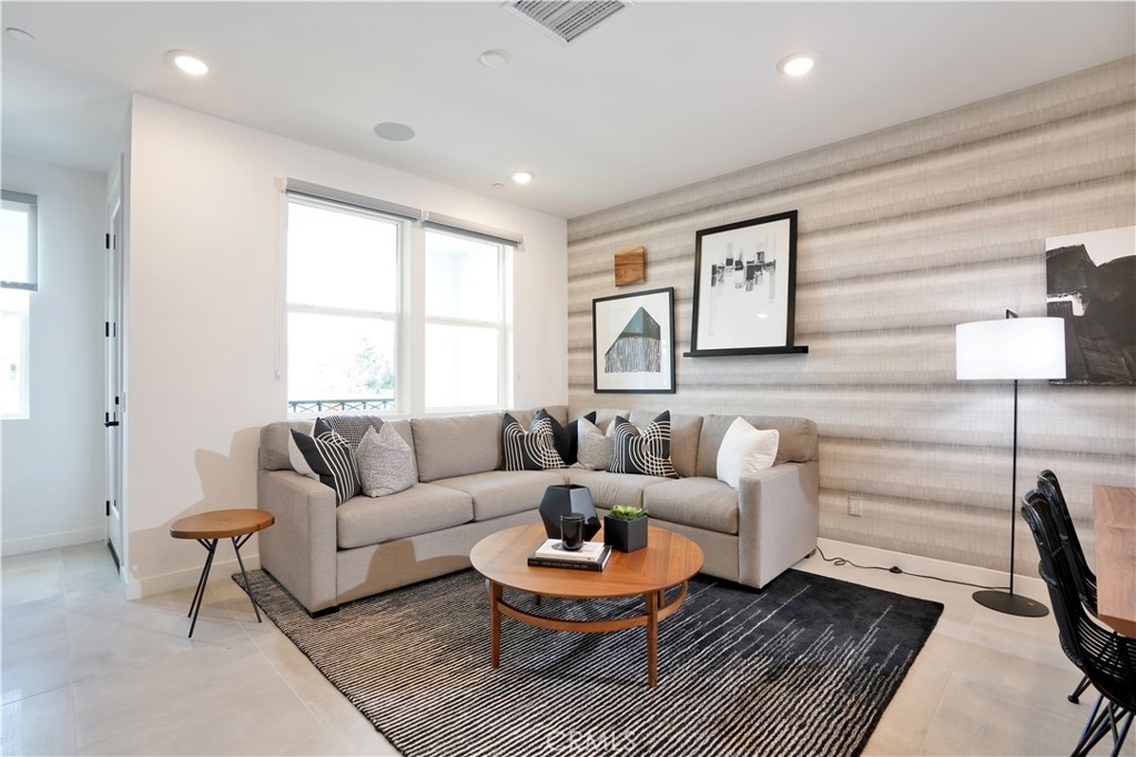 2317 W Broadway