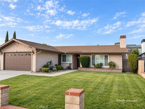 Photo of 16034 Hawthorne Ave, Fontana, CA 92335 (MLS # CV26204669)