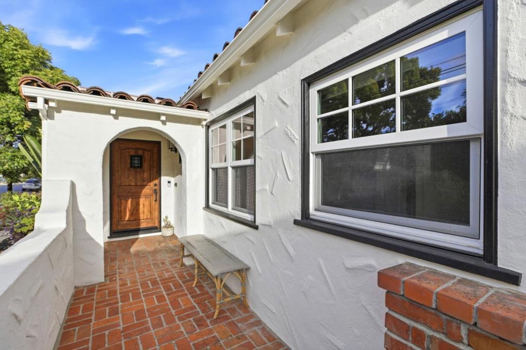 1146 Willow Glen Way