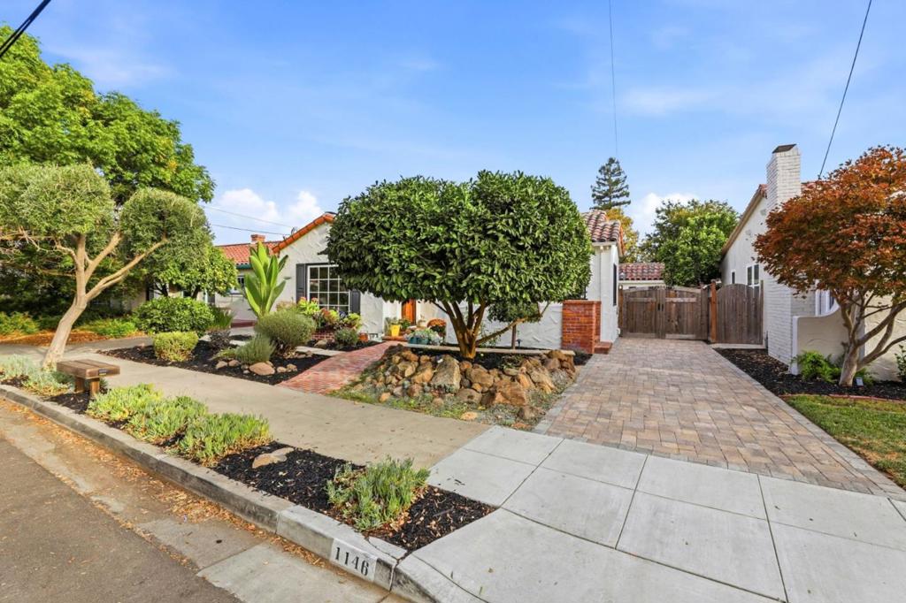 1146 Willow Glen Way