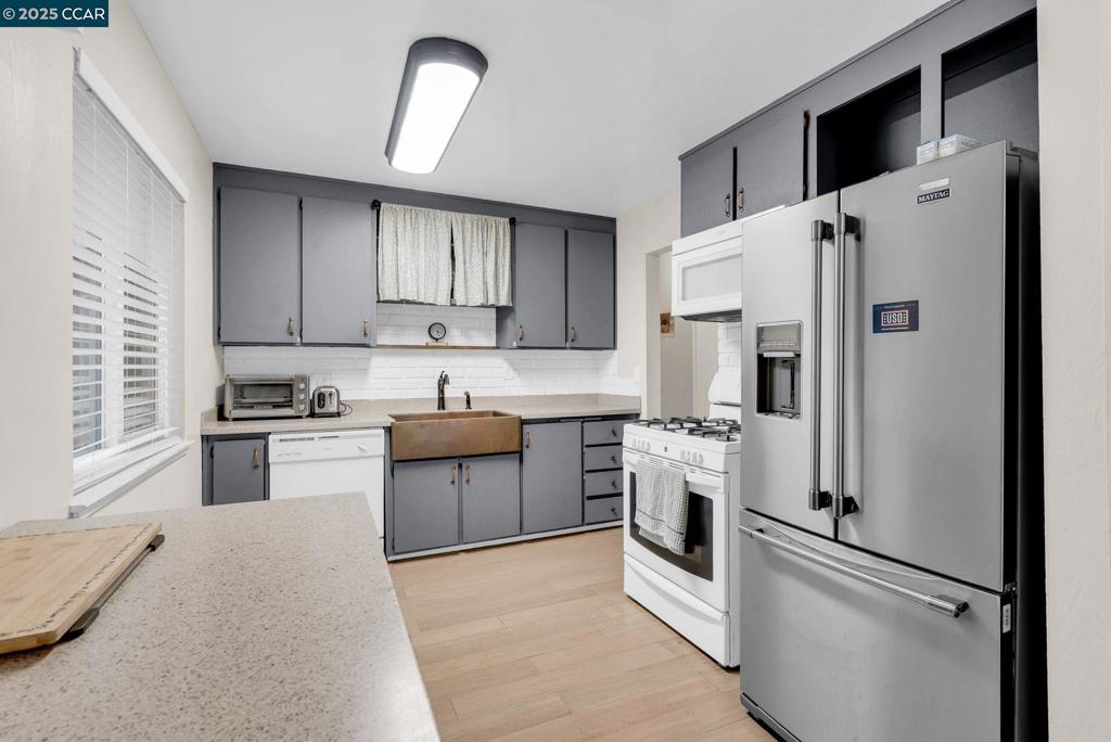 DROUIN PARK - Residential