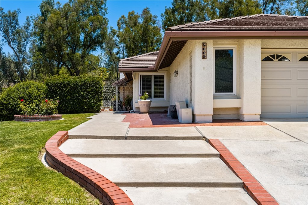 8009 E Eucalyptus Trail