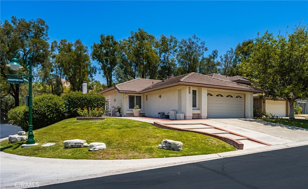 8009 E Eucalyptus Trail