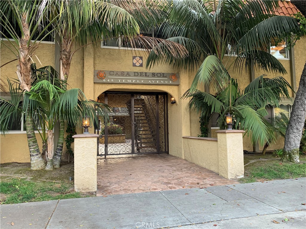 This lovely 2 Bedroom, 2 Bath condominium is situated on the ground floor of a beautiful, gated Spanish style building in the Rose Park South Historic District. Warm historic charm with all the modern conveniences: dual pane windows, newer cabinetry, stainless appliances, granite counter tops and stone showers, Master suite featuring a private master bath and a large walk-in closet, Washer Hookups in Kitchen (Ventless Dryers Only). Building is gated and secured with intercom access for guests. Complex was converted to condos in 2007 and underwent a complete makeover including new plumbing and electrical. Unit comes with one, private, secure ground-level parking space behind the complex. Great location: walking distance to the beach, restaurants and local shopping on Fourth Street's Retro Row. 90814 was ranked the 7th Hippest Zip Code in the United States in a 2017 poll by Realtor and Yelp.