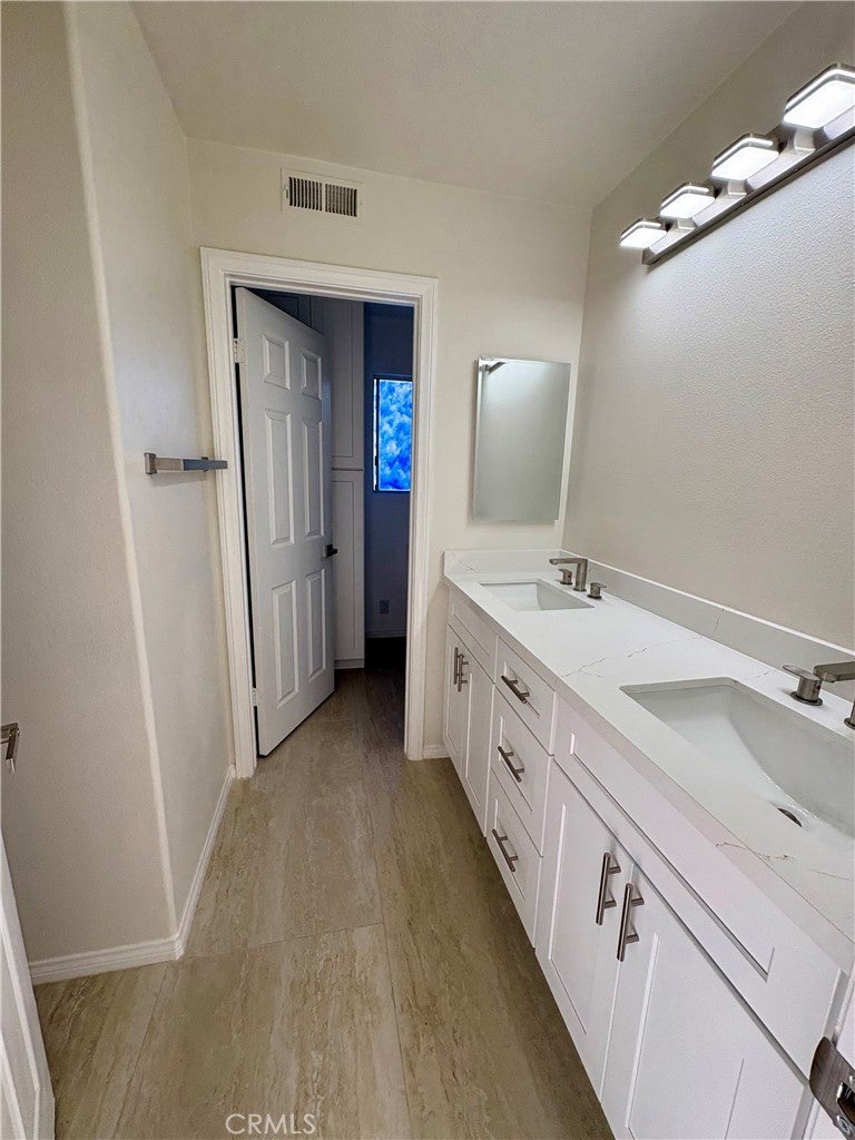 26601 White Oaks