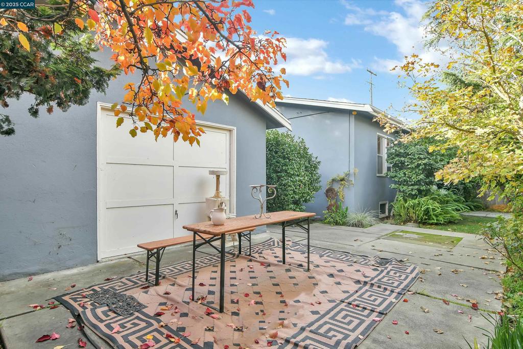 ALHAMBRA  VALLEY - Residential