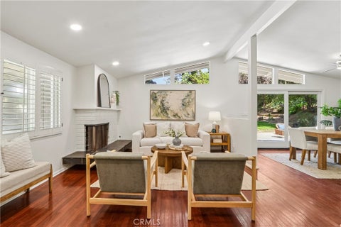 Photo of 4548 La Granada Way, La Canada Flintridge, CA 91011 (MLS # CV26203944)
