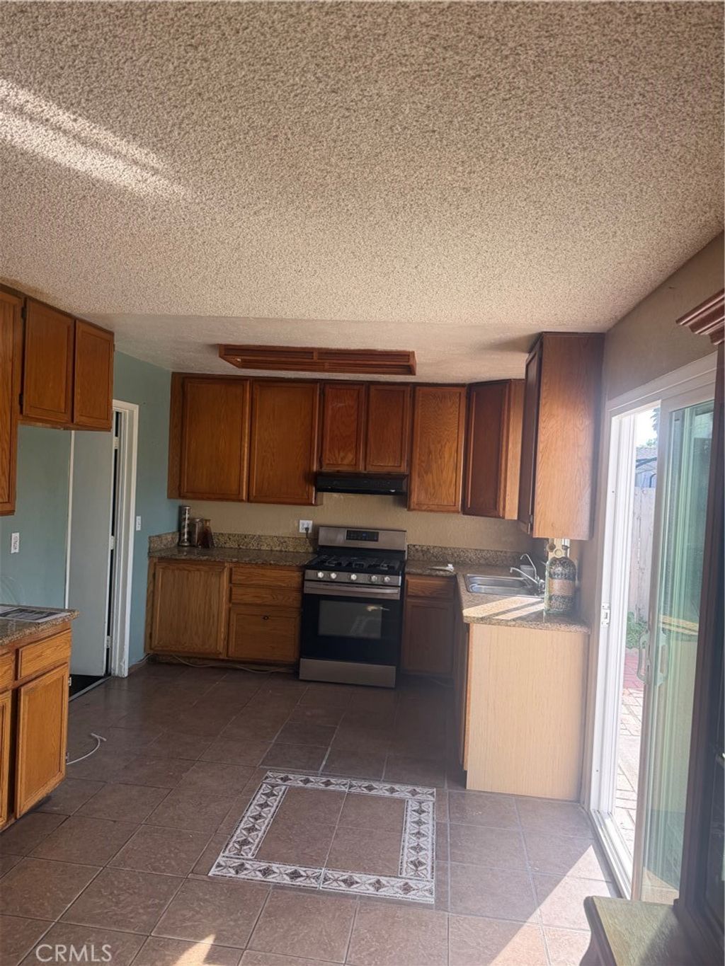 Photo of 1818 Goodwin Dr, Vista, CA 92084 (MLS # IV25279014)