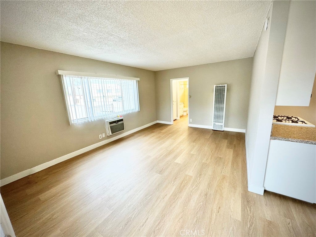 321 N Macneil 6