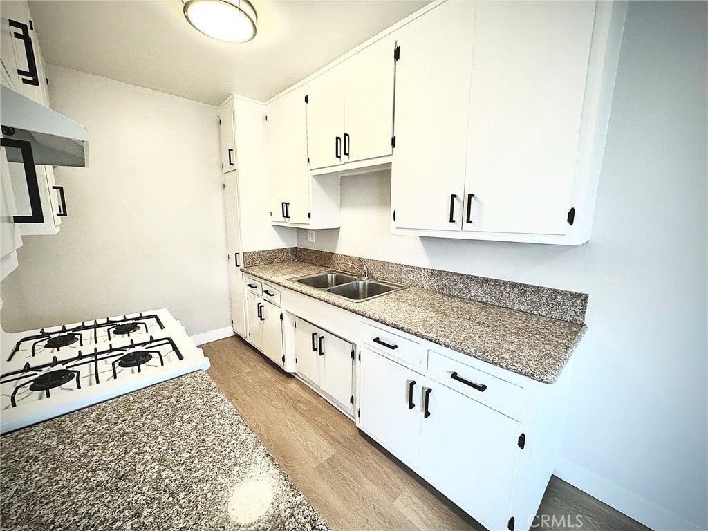 321 N Macneil 6