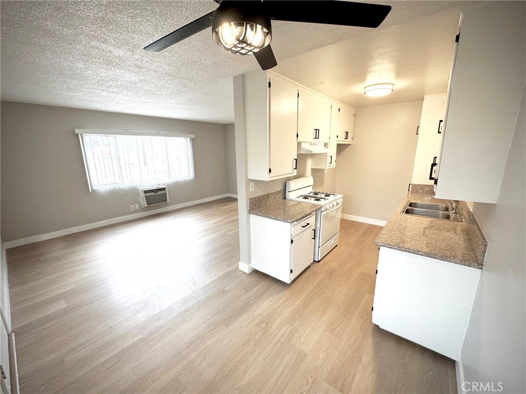 321 N Macneil 6