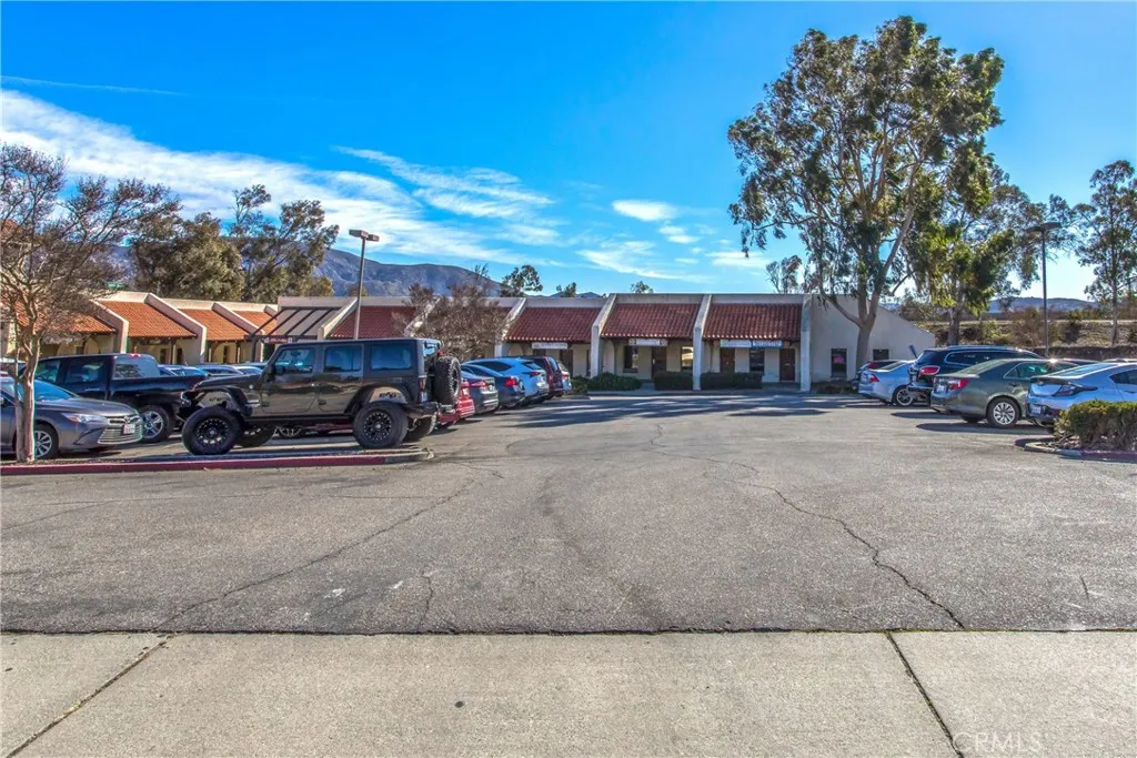 Banning, California 92220, United States, ,Commercial,Active,124236