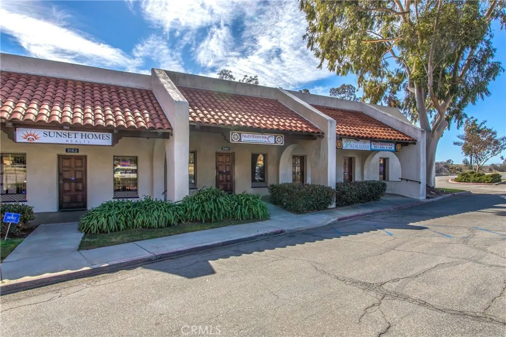 Banning, California 92220, United States, ,Commercial,Active,124236