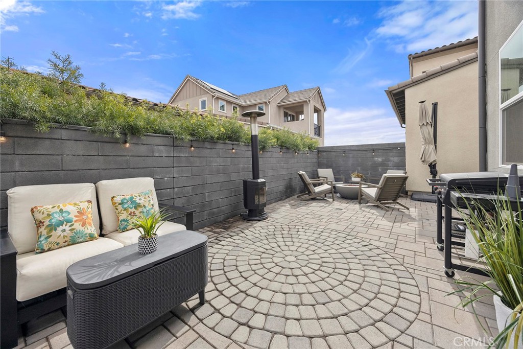 Find Homes For Sale 2 748 Sunrise Road